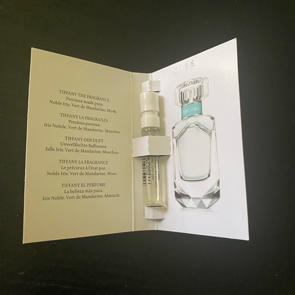 NWT-BEAUTY BUNDLE SAMPLER-CHANEL, SEPHORA, GLAM GLOW, TIFFANY & CO, ROSE 31 - Picture 7 of 9